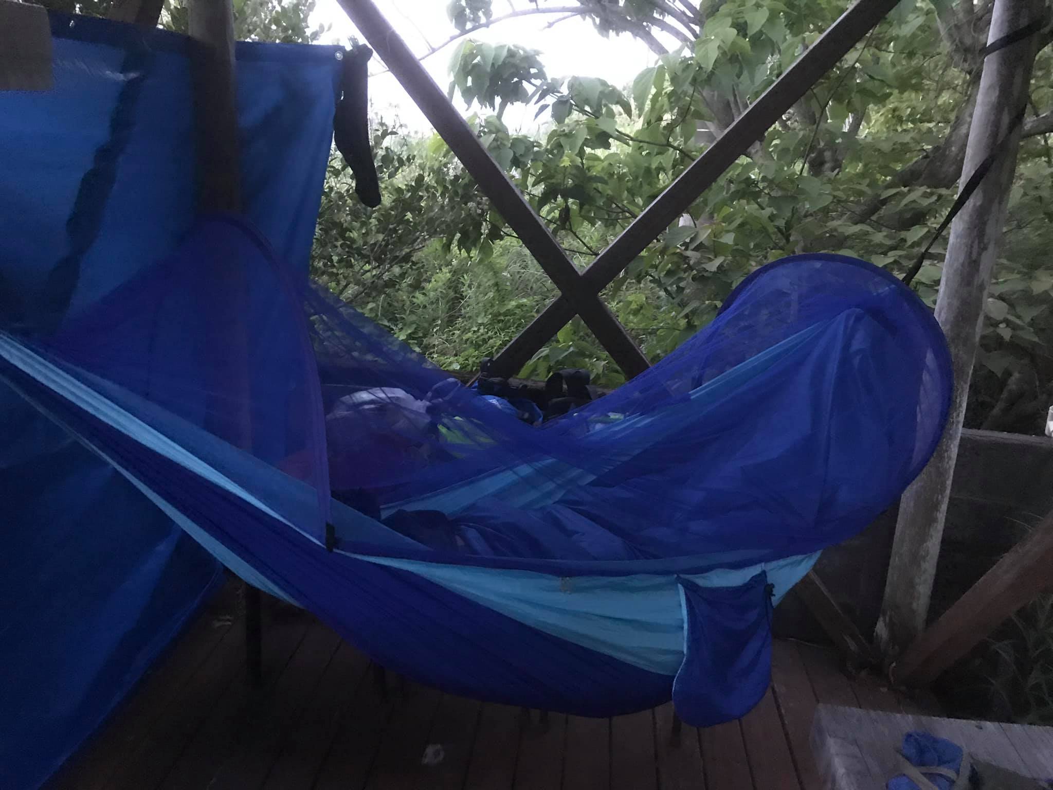 Blue hammock attached to a pilgrim rest area